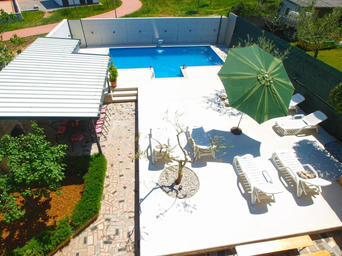 Вилла House Pula 2080 Экстерьер фото