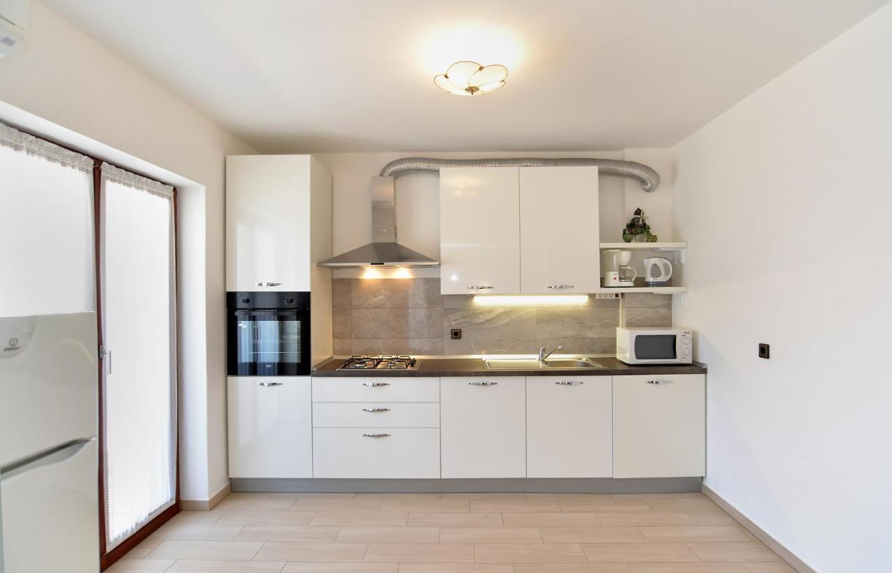 Вилла House Pula 2080 Экстерьер фото